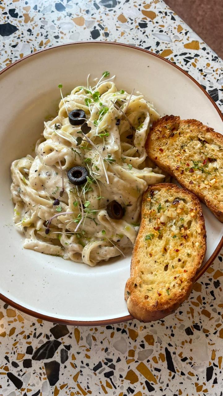Fettucini Alfredo Pasta